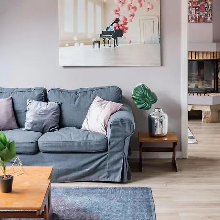Sunny And 3-bedroom Penthouse With Garage *