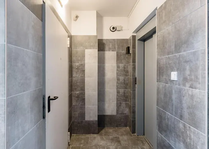 Sunny And 3-bedroom Penthouse With Garage * Budapeszt