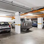 Apartament Sunny And 3-bedroom Penthouse With Garage