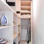 Sunny And 3-bedroom Penthouse With Garage Budapesta