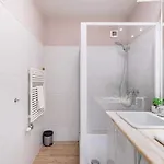 Apartament Sunny And 3-bedroom Penthouse With Garage