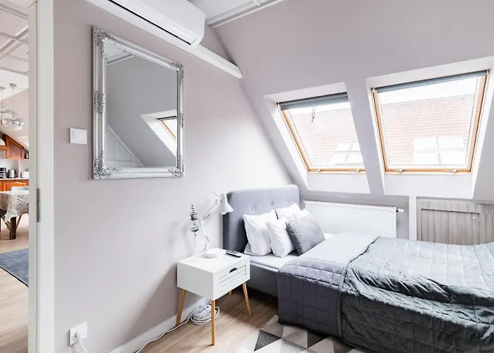 Sunny And 3-bedroom Penthouse With Garage *