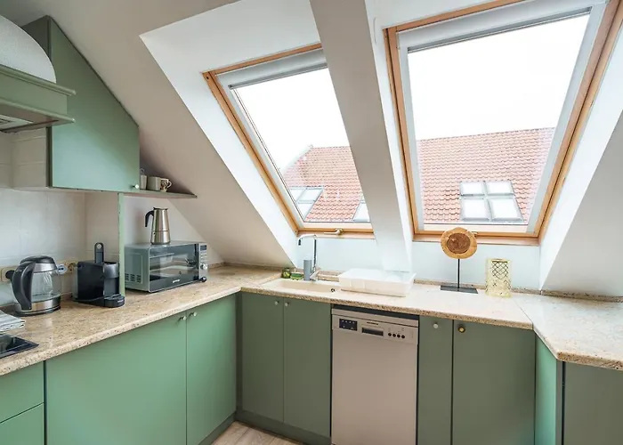 Sunny And 3-bedroom Penthouse With Garage *